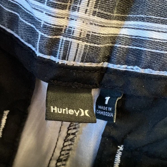 Hurley shorts size 1 Black and white checkerboard print jeans - Picture 4 of 4